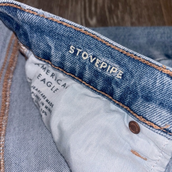 AE Strigid High-Waisted Stovepipe Jean - Picture 6 of 7